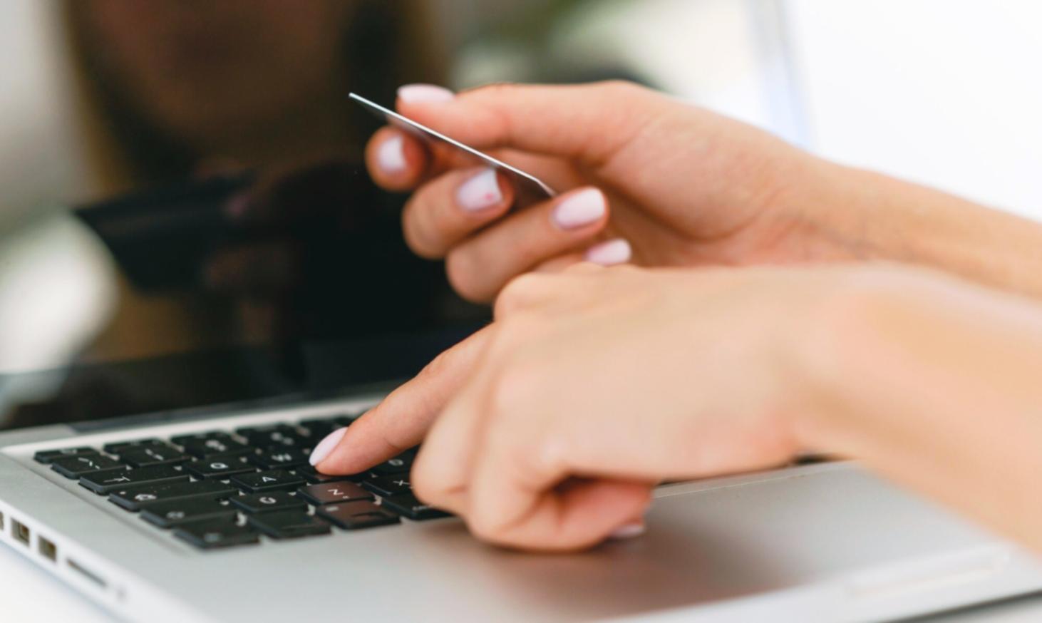 Análisis de métricas Core Web Vitals en dispositivos móviles